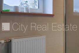 Detached house for rent in Riga district, 248.00m2