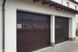 Detached house for rent in Riga district, 248.00m2