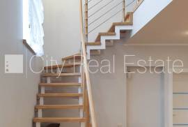 Detached house for rent in Riga district, 248.00m2