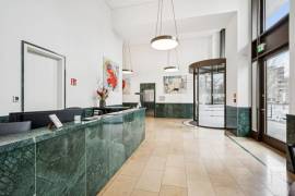 2-room apartment with balcony and concierge service near Potsdamer Platz
