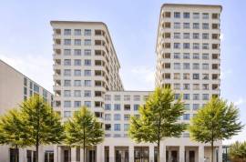 2-room apartment with balcony and concierge service near Potsdamer Platz