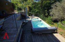 6 room, 163m2 House for sale in Aniane - 490 000 € *