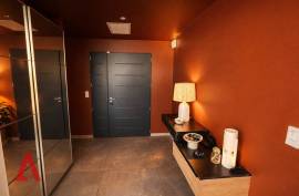 7 room, 241m2 House for sale in Magalas - 990 000 € *
