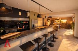 7 room, 241m2 House for sale in Magalas - 990 000 € *