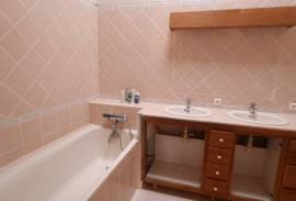 7 room, 208m2 House for sale in Lespignan - 180 000 € *