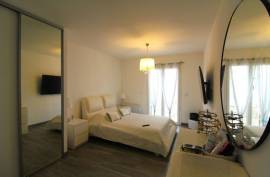 4 room, 95m2 House for sale in Pouzolles - 286 000 € *