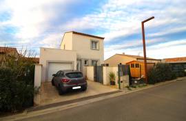 4 room, 95m2 House for sale in Pouzolles - 286 000 € *