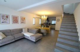 4 room, 95m2 House for sale in Pouzolles - 286 000 € *