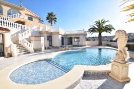 FABULOUS 5 BEDROOM VILLA WITH GOLF COURSE VIEWS IN CIUDAD QUESADA
