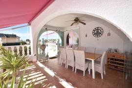 IMMACULATE VILLA WITH MAIN HOUSE AND GUEST ANNEXES, POOL AND SUMMER KITCHEN
