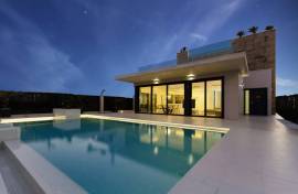 4 Bedrooms - Villa - Alicante - For Sale - N5910