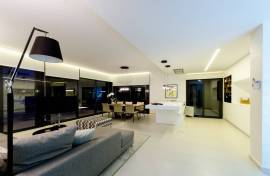 4 Bedrooms - Villa - Alicante - For Sale - N5910
