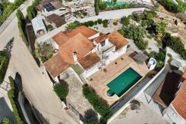 listing listing