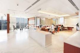 Vacant I Furnished I 9 parking spaces