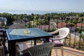 Maisonnette élégante et rénovée avec vue sur mer
