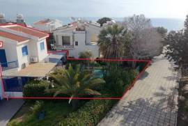 Sea View 5-Bed Beach Villa for rent in Pervolia area of Larnaca