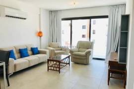 Top floor 2-bedroom apartment in Larnaca Town Centre