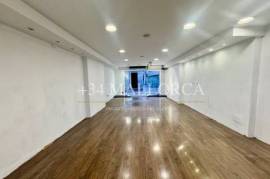 Comercial premises on the one of the best streets SINDICAT