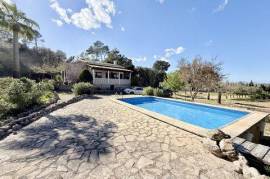 Autarke Finca mit Werkstatt und Pool in der Nähe von Sant Joan, Mallorca