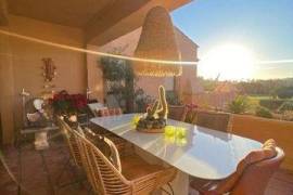 Ático en venta en Estepona de 181 m2