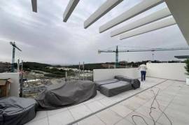 Modernes Penthouse mit 117 m² Terrasse und Atemberaubendem Blick auf das Mittelmeer