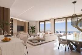 Apartamentos Modernos sobre Plano con Vistas al Mar en Estepona