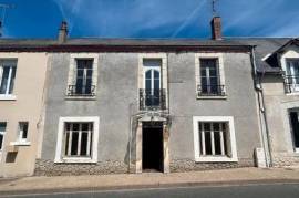 Maison de bourg de 145 M2 avec jardin à Poulaines