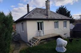 Maison avec sous-sol et terrain à Écueillé