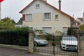 Maison fonctionnelle proche toutes commodités