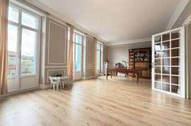 TOWNHOUSE  PRIME LOCATION IN PÉRIGUEUX