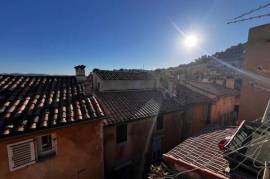 Immeuble de 3 lots d'habitation + annexe