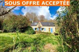 Maison en pierre sur 2,2 hectares, environnement naturel privilégié