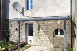 Maison de ville proche commoditées a pied