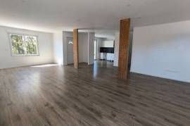 Bergerac idéal investiseurs authentique maison pierre de 5 pièces et 150 M2 louée avec plus de 10% de rentabilité