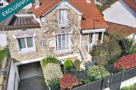 Maison familiale dans un environnement recherché et calme