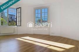 Coup de cœur assuré pour ce studio lumineux au cœur de Bourron-Marlotte, avec vue dégagée.