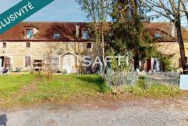 Longère périgourdine, 4 logements au calme