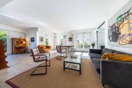 APPARTEMENT D'EXCEPTION AVEC TERRASSES ET GARAGE