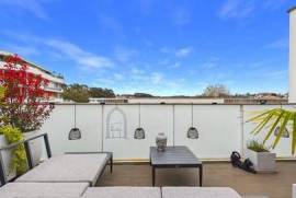 Appartement T4  Dernier étage avec terrasse plein Sud + Garage