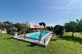 Maison de plain-pied 145 m2 - 4 chambres - Piscine