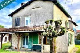 MAISON A ETAGE 6 CHAMBRES AVEC TERRAIN NON ATTENANT