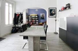Belle maison de ville à proximité des commerces et services