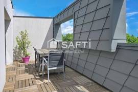 Appartement récent en dernier étage avec terrasses
