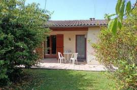 Pavillon plain-pied, deux chambres, garage, jardin