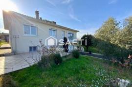Proche Agen, maison d'environ 100 m² habitables sur un terrain de 875 m²