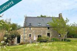 Maison en pierre du XVIIIe siècle rénovée