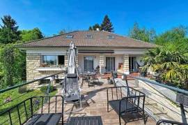 Propriété 165 m² sur un terrain de 5200m² Donnemarie