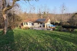 Maison 90 m2 terrain de 2 343 m² Proche Langoiran