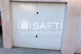 toulon/Garage / Box fermé en résidence sécurisée