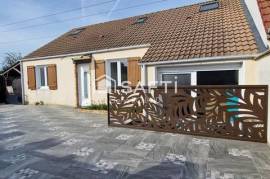 La maison idéale pour votre famille : rénovée, fonctionnelle et prête à vivre